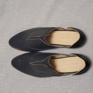 Nisolo loafer style shoe size 8.5